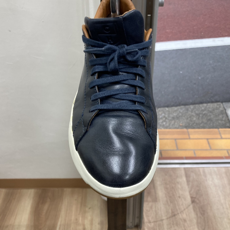 Cole Haan shoe shine sneaker cleaning