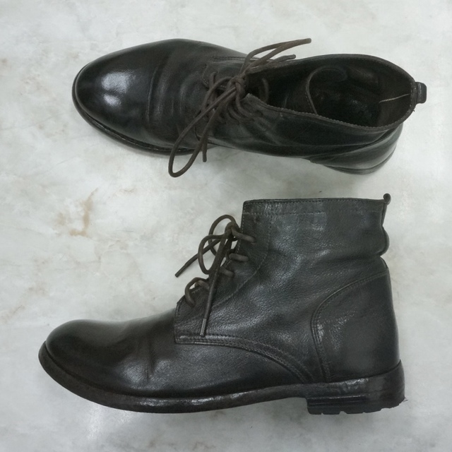 オフィチーネ クリエイティブ ブーツ 靴磨き　Officine Creative boots shoeshine cleaning