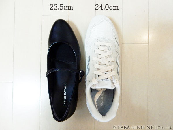 通販で靴を購入する際には、サイズ選びに気をつけよう！靴には2つのサイズ表記基準がある。スニーカーと、パンプスやローファーなどの革靴のサイズの違いについて。
